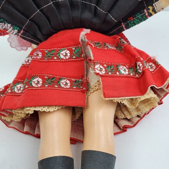 Czech Doll Lidova Tvorba VTG 60s UH Brod Traditional Outfit Moving Arms Legs 13" - Picture 13 of 14